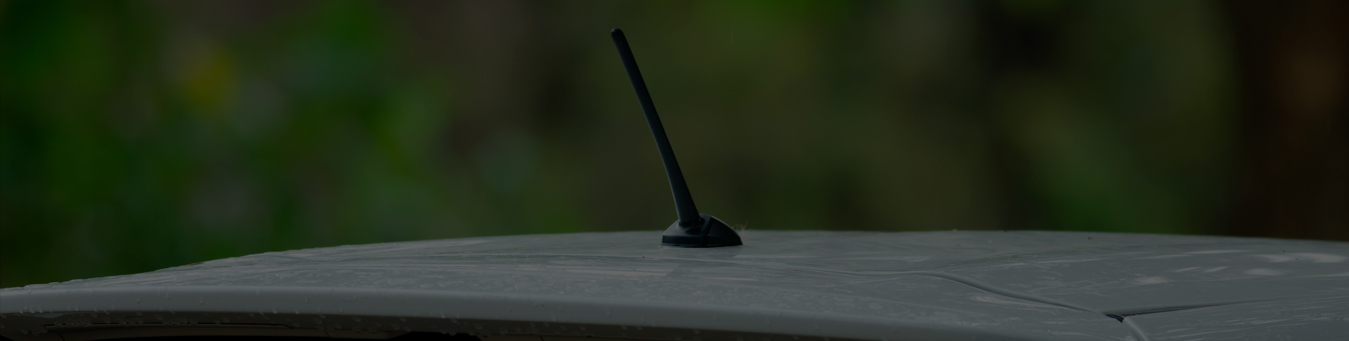 Antena para auto, ¿qué es y para qué sirve?