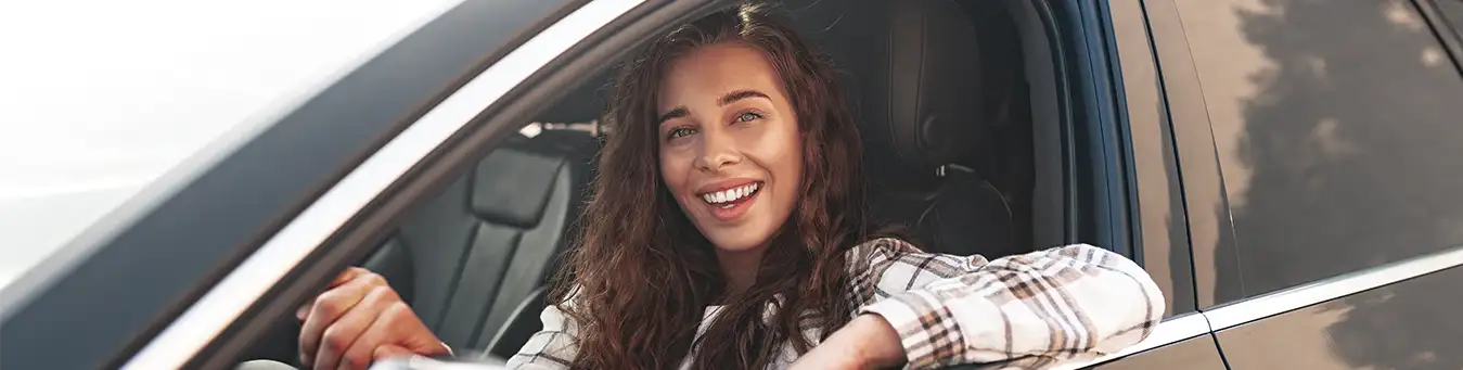 Seguro de Auto para Estudiantes: Costos y Requisitos